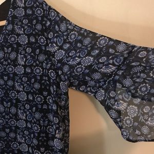 NWT Calvin Klein bell-sleeve blouse